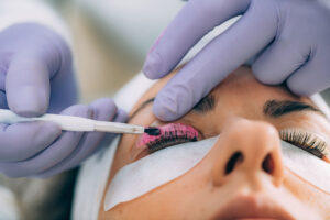 Eyelash Lifting/Lamination