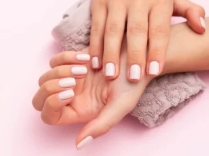 Deluxe Manicure